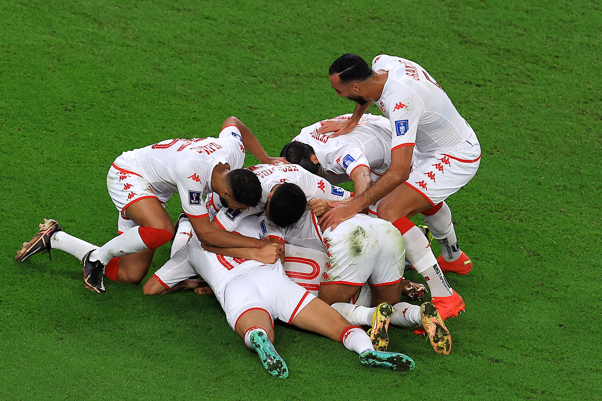 Tunisia 1 - 0 France