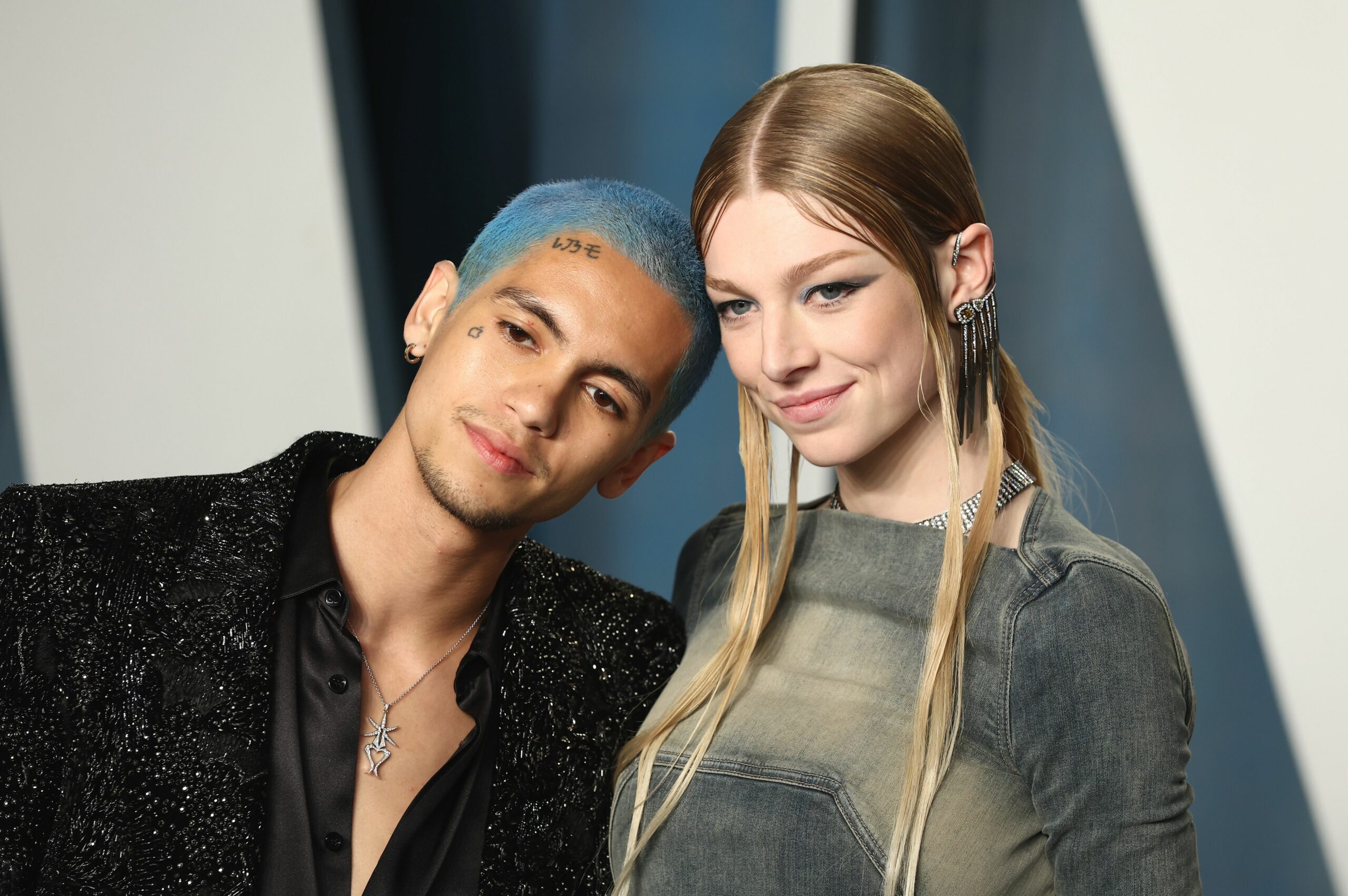 Dominic fike and hunter schafer