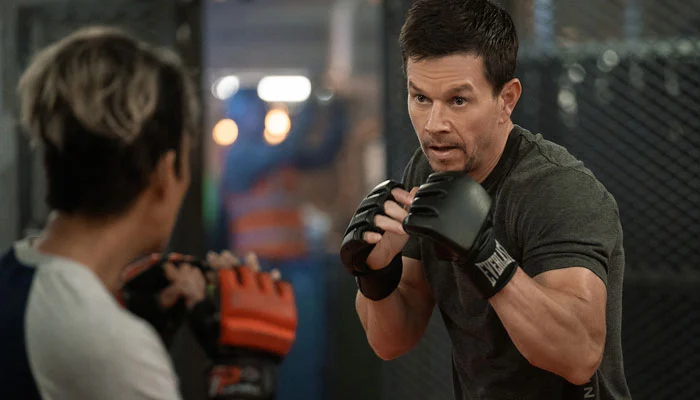 Mark Wahlberg and Halle Berry